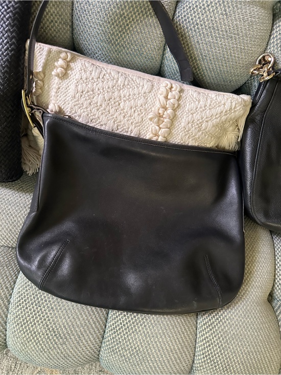 Coach Handbags - Coach Black Leather Hobo Shoulder Bag